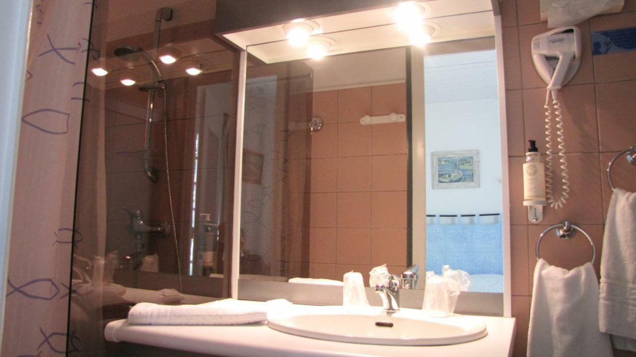 Hotel Les Gollandieres Le Bois-Plage-en-Ré Zimmer foto